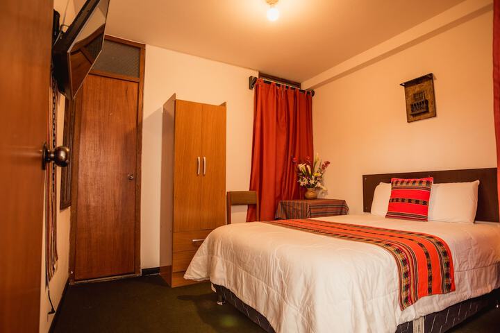 Room 4 of 52