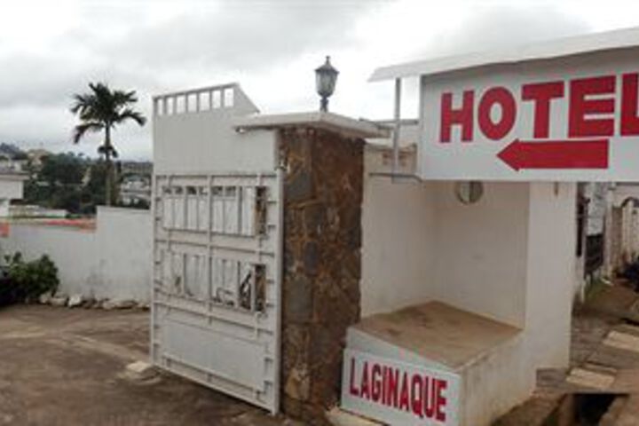 Hotel 6 of 12