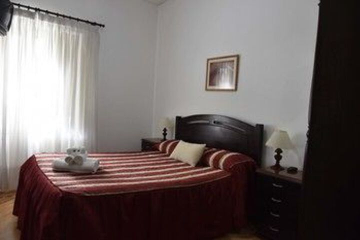 Room 28 of 38