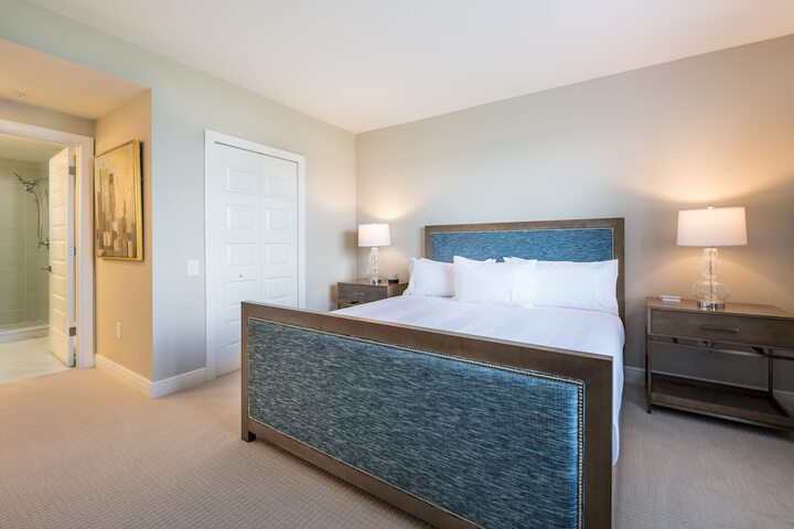 Room 8 of 32