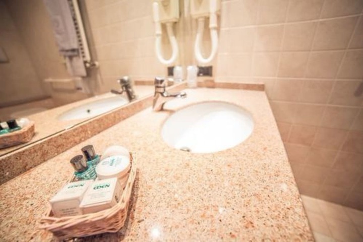 Clean Restrooms
