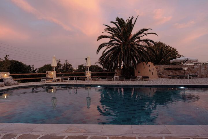 Pool 58 of 108