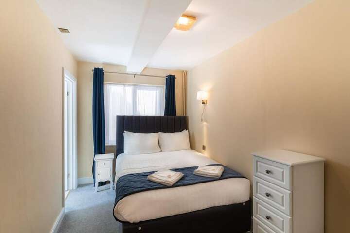 Room 21 of 87