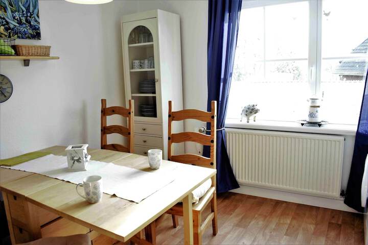 Room 7 of 13