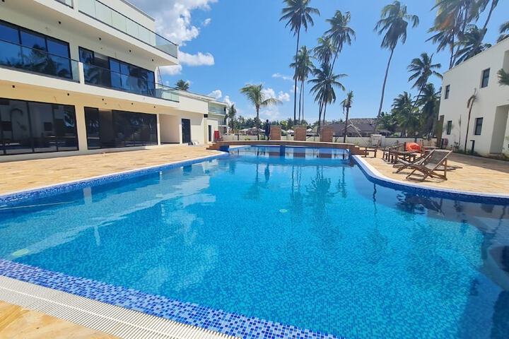 Pool 37 of 73