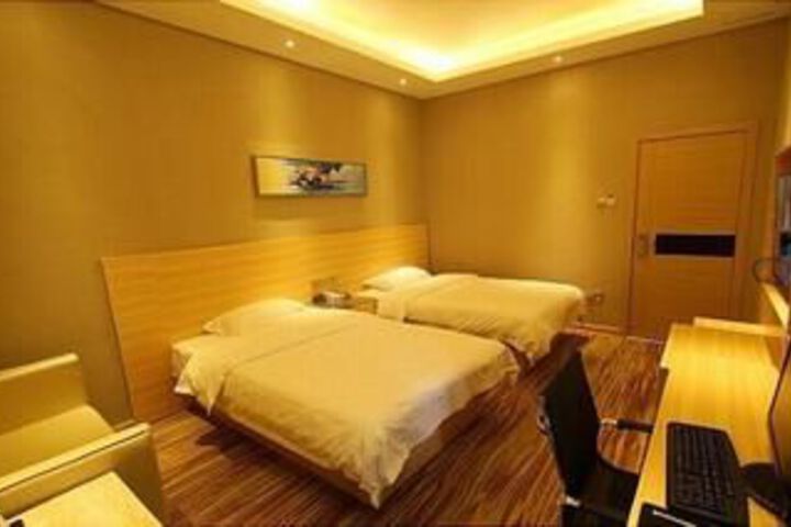 Room 31 of 83