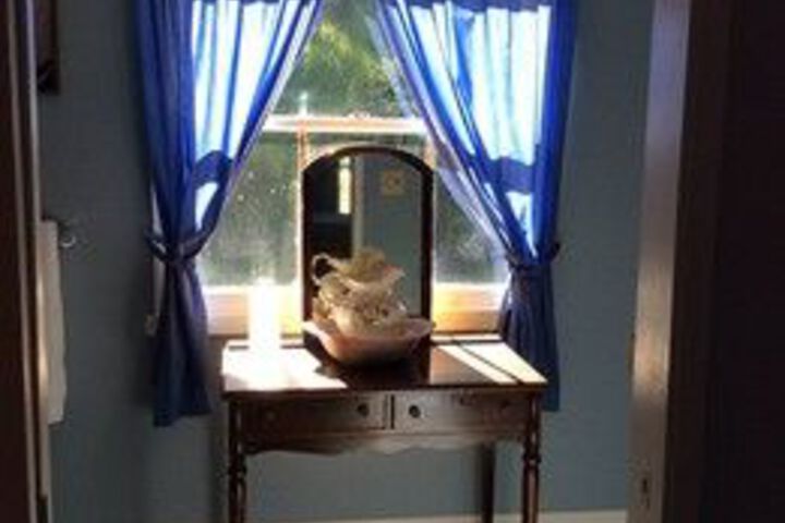Room 17 of 35