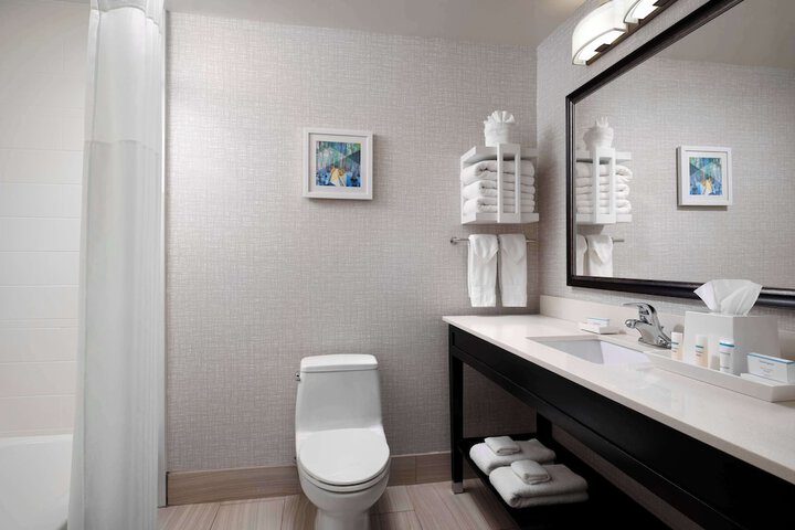 Room 14 of 15