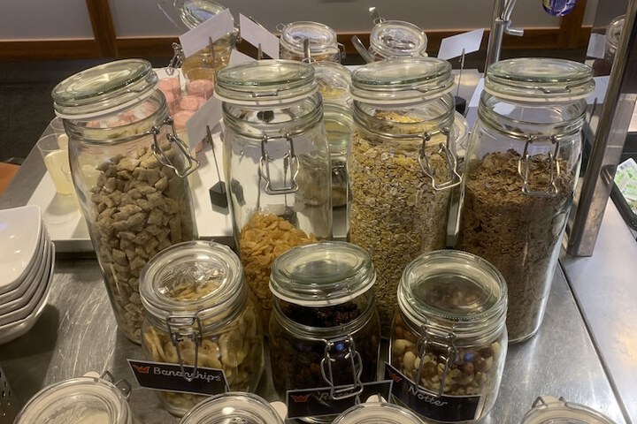 Breakfast buffet