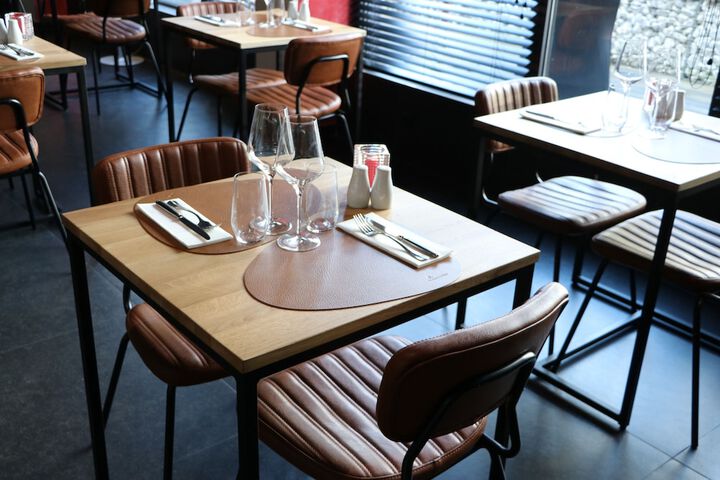 Dining 56 of 76