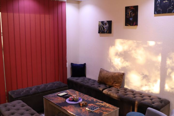 Room 25 of 34