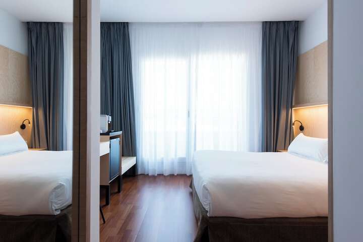Room 14 of 59