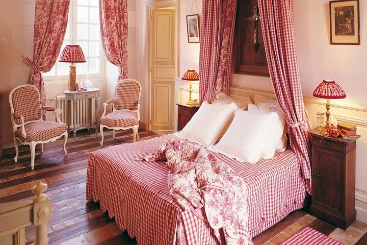 Room 4 of 47