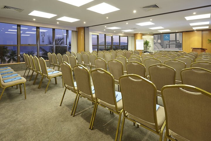 Ballroom/Hall 37 of 45