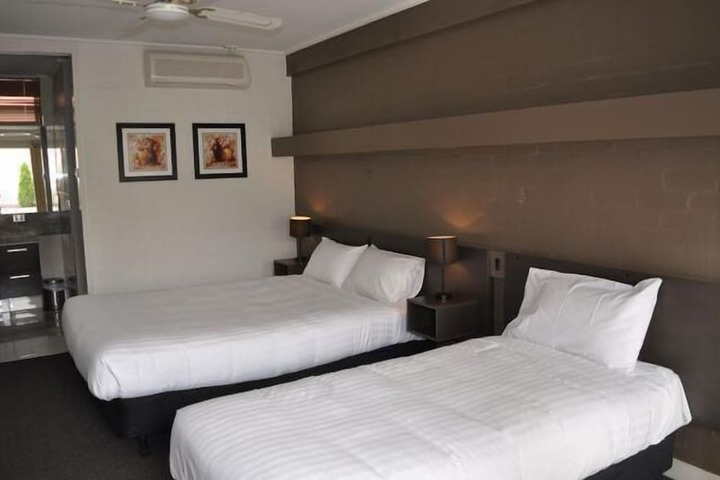 Room 7 of 46