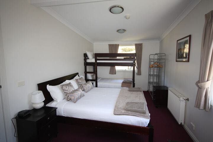 Room 14 of 43