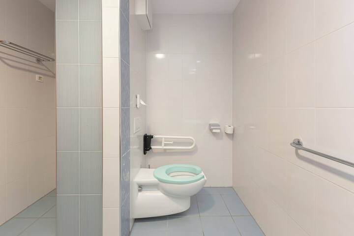 Room 128 of 155