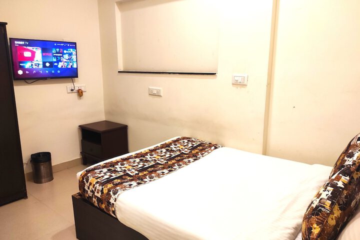Room 40 of 66