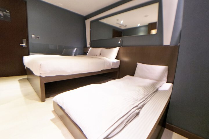 Room 19 of 36