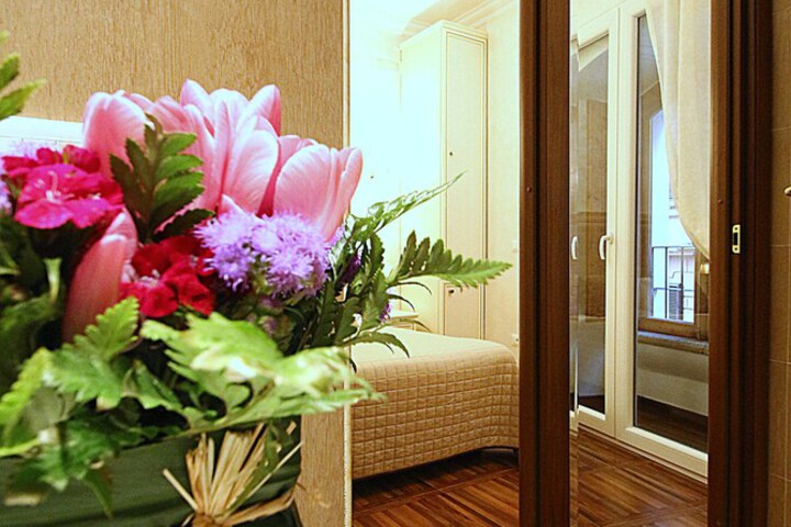 Room 7 of 25