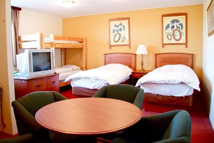Room 16 of 78