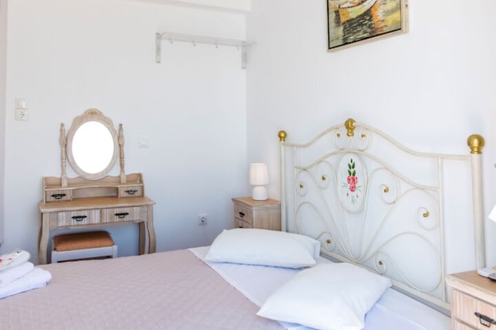 Room 10 of 94