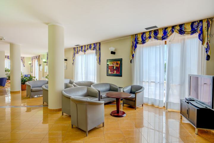 Hotel Interior 91 of 116