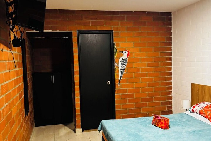 Room 29 of 94