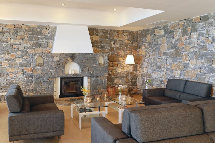 Lobby Entry