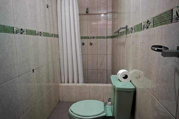 Room 16 of 23