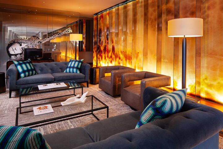 Hotel Lobby