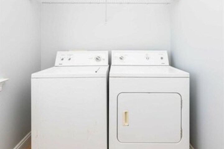 Laundry 23 of 52
