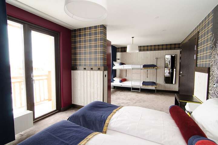 Room 8 of 42