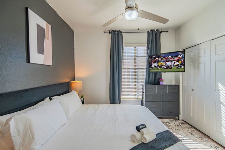 Room 41 of 193