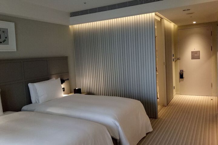 Room 40 of 83