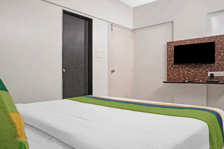 Room 14 of 35