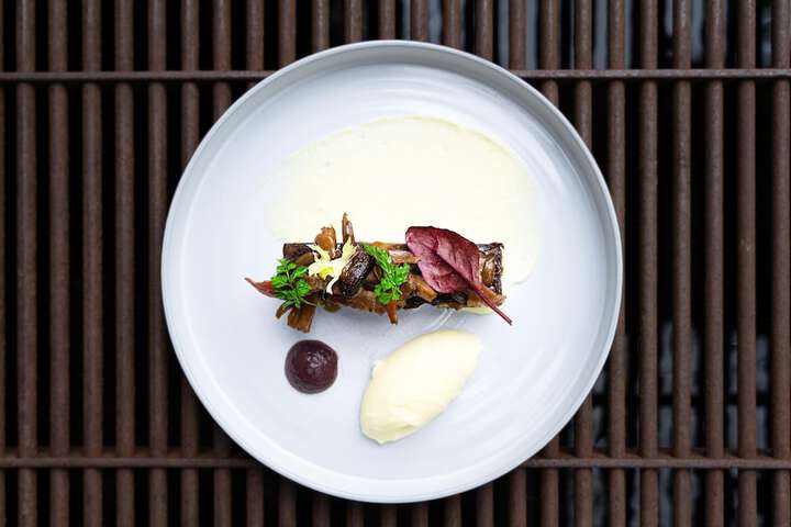 Dining 45 of 63
