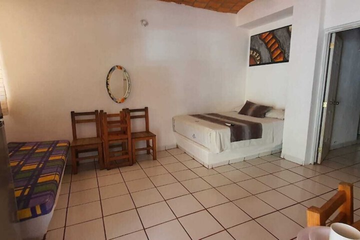 Room 19 of 25