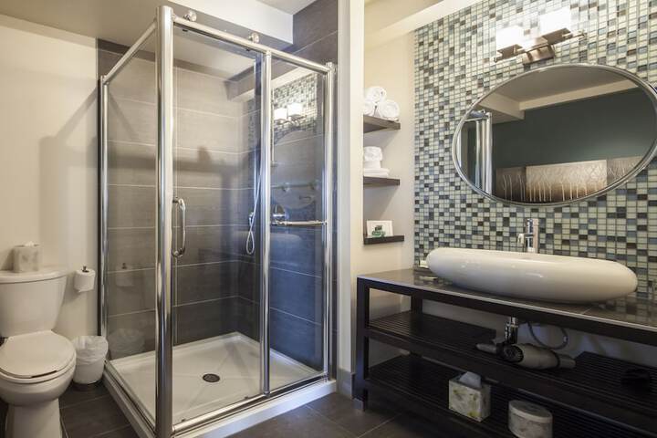 Bath Interior