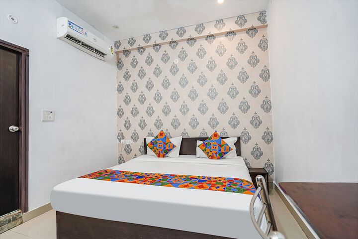 Room 10 of 23