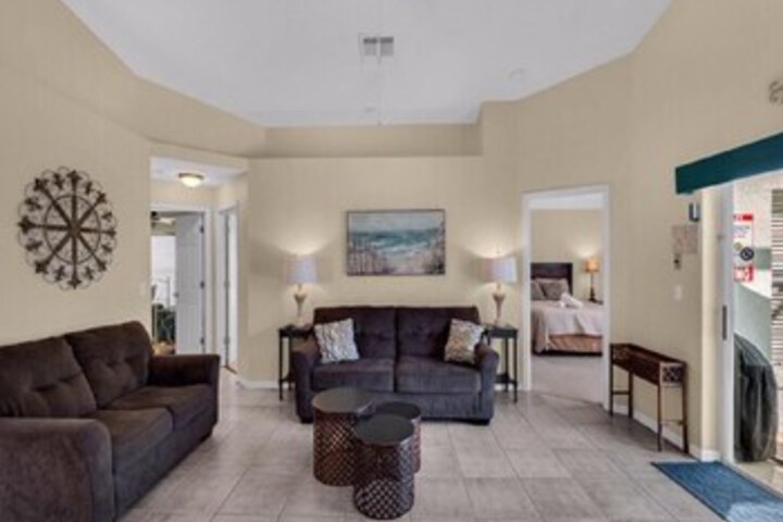 Room 8 of 20