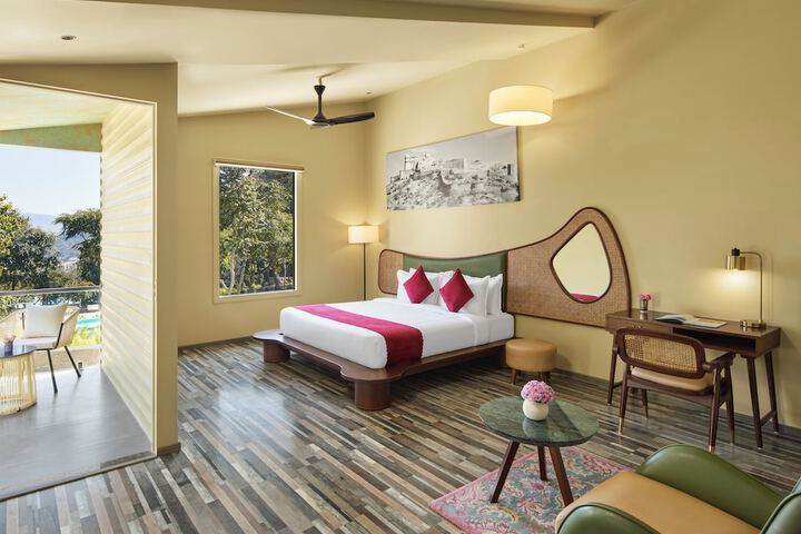 Room 12 of 46