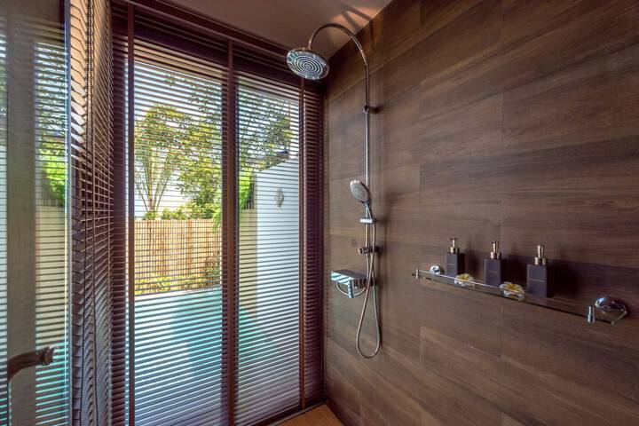 Room 40 of 62