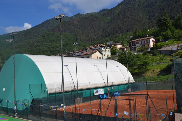 Tennis court
