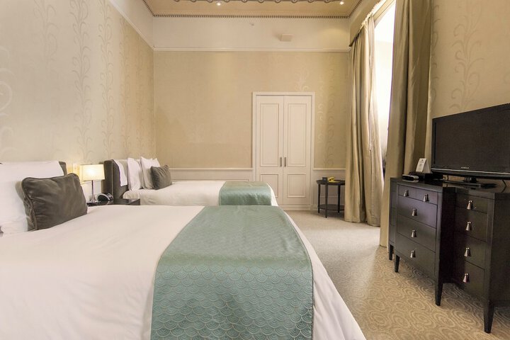 Room 26 of 63