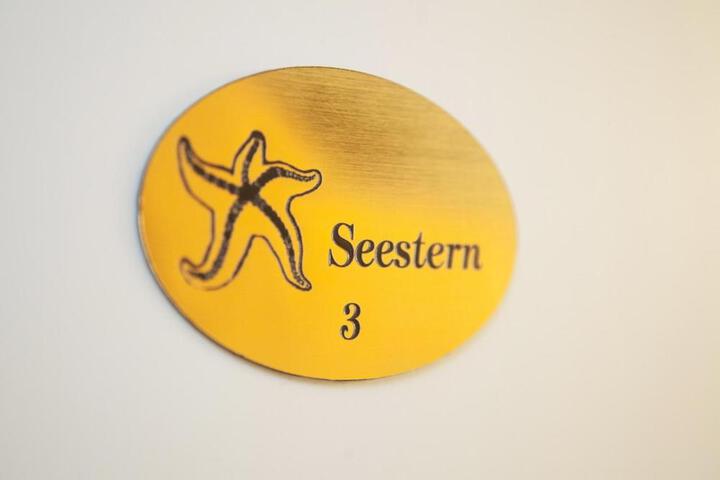 General 8 of 12