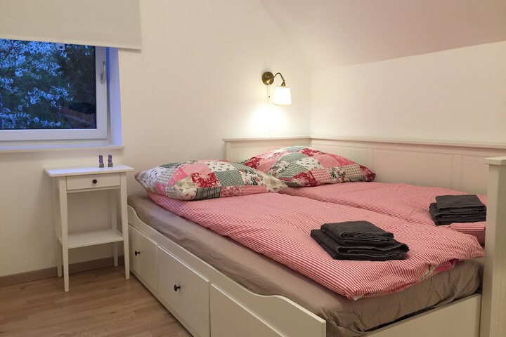 Room 9 of 40