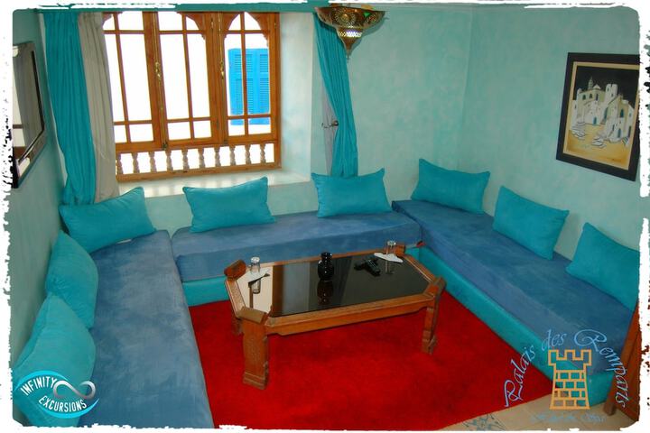 Room 5 of 37