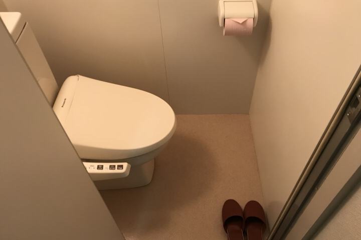 Room 60 of 81