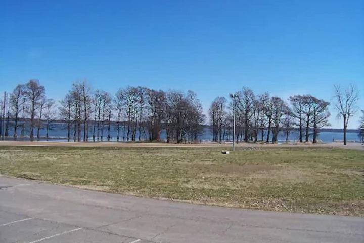 Property Grounds 15 of 17